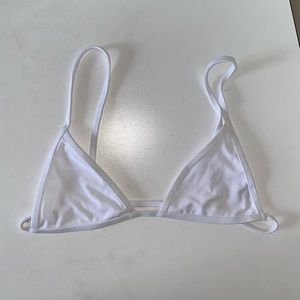 BASIC SWIM WHITE BIKINI TOP (M)